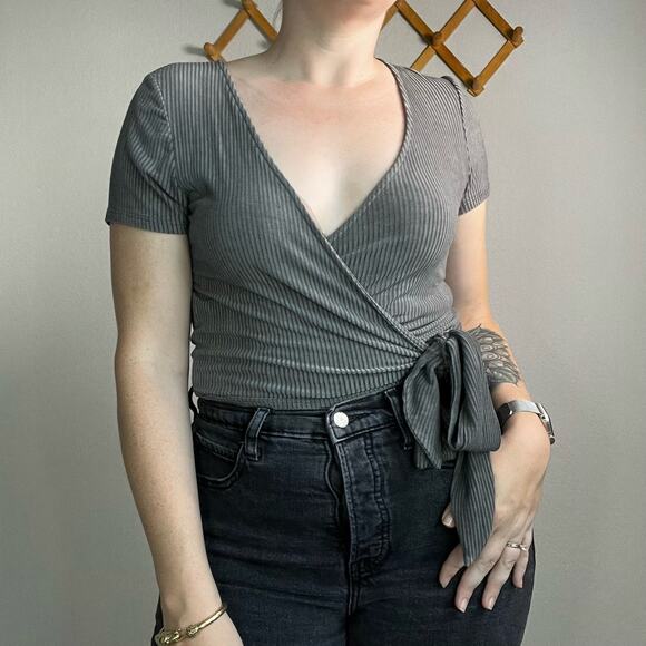 Free People Gray Ribbed Wrap Shirt Small - Picture 5 of 11